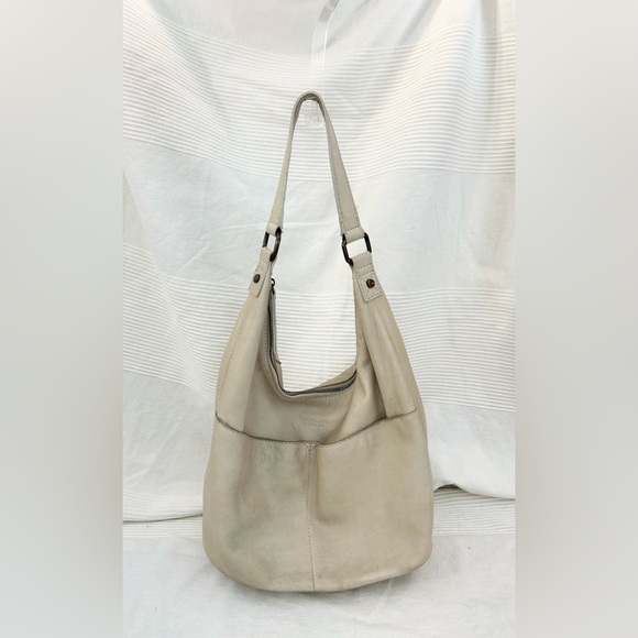 American Leather Co. Carrie Hobo Bag in Ivory Cream Stone - Picture 5 of 16